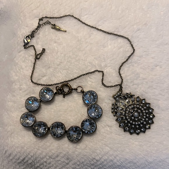 Chloe and Isabel Necklace an Bracelet Set - Picture 3 of 8